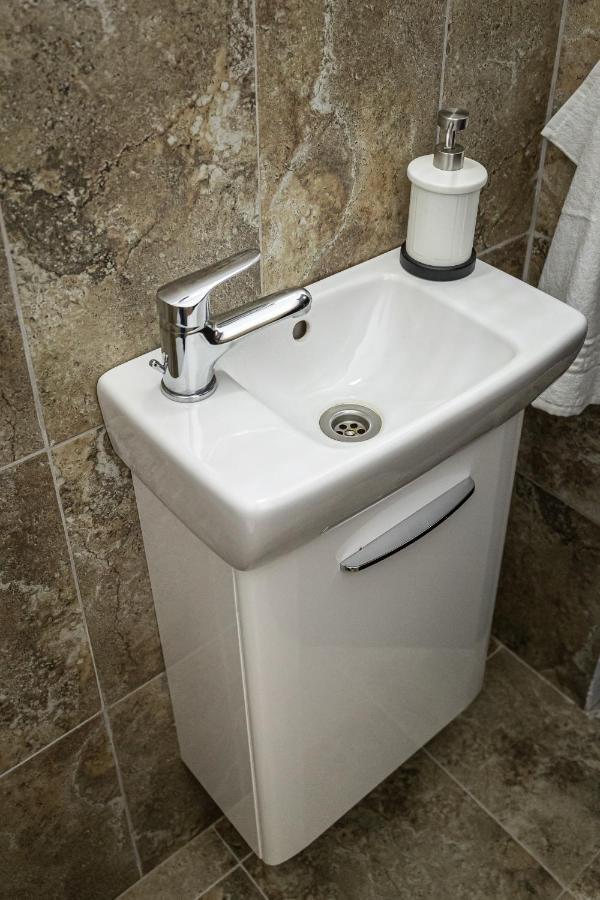 Villa Wild Petrosani Ngoại thất bức ảnh